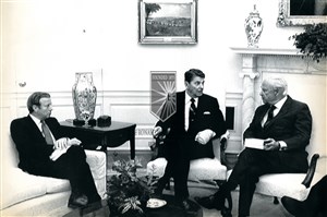 Image description is not available for 1994.168